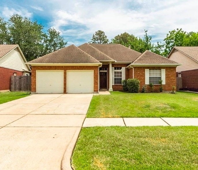 Property photo for 1207 Boulderwoods Drive, Houston, TX