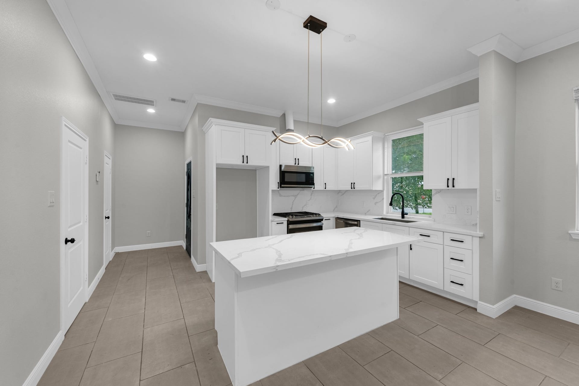 5020 Sayers Street, #A, Houston, TX 77026 5020 Sayers Street, #A, Houston, TX 77026