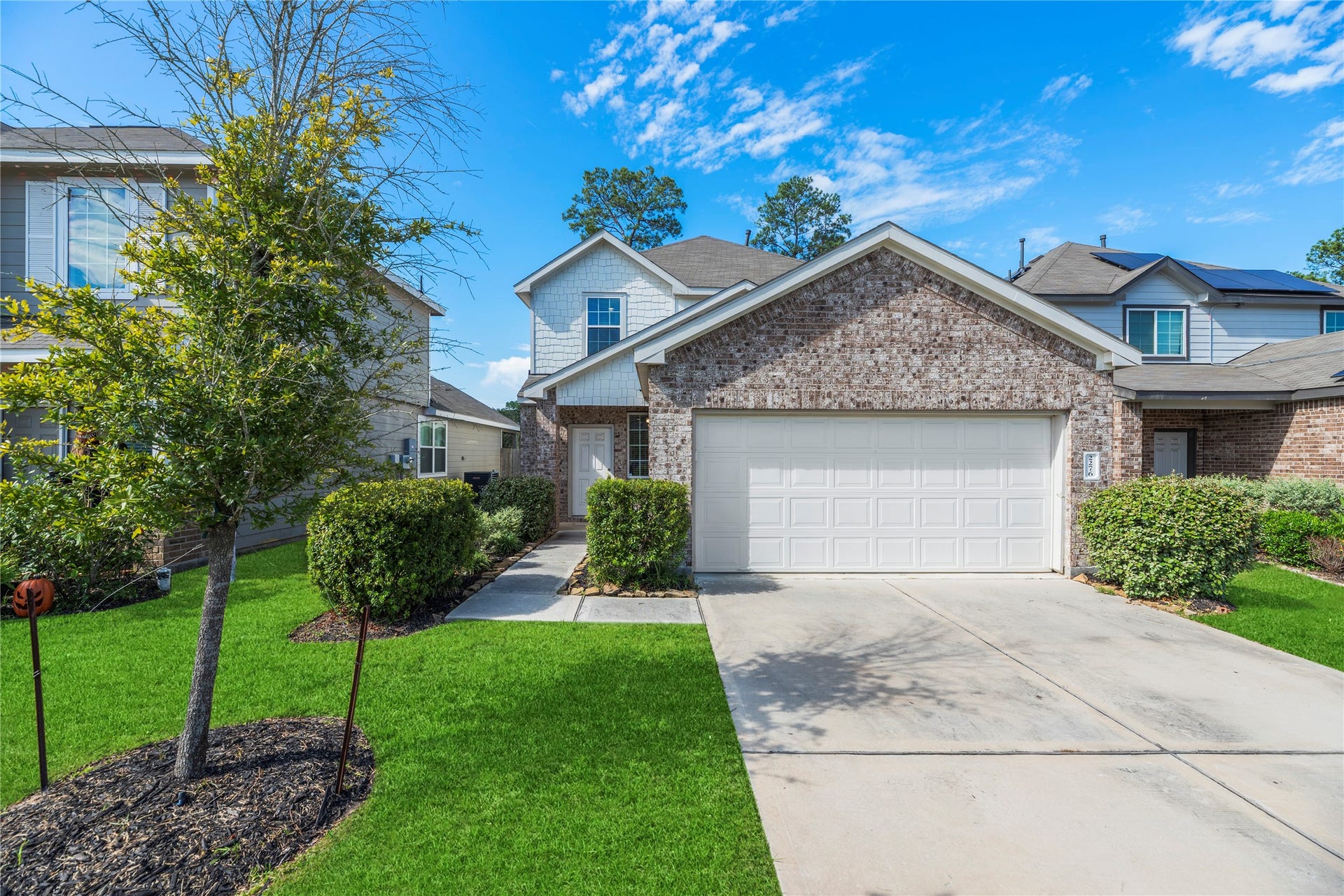 2276 Raider Drive, Conroe, TX 77301 Welcome to 2276 Raider Dr.. A beautifully manicured 4/2/1 home in MacKenzie Creek.