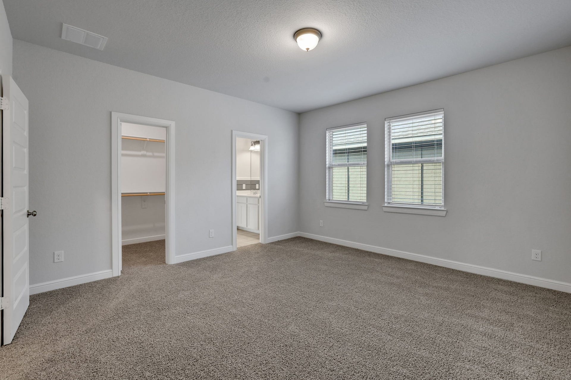 Secondary bedroom 2