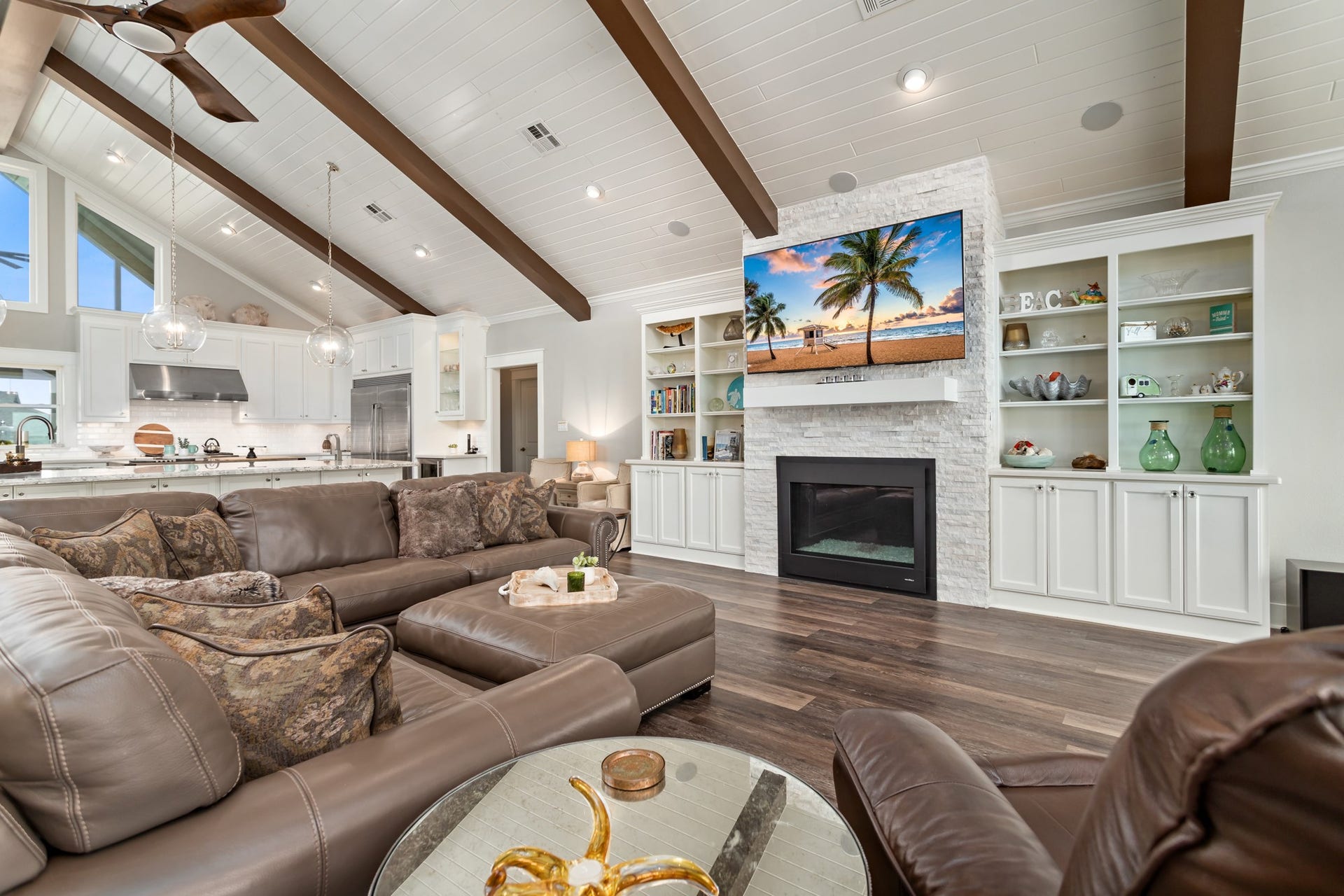 2130 Gulf, Crystal Beach, TX 77650 2130 Gulf, Crystal Beach, TX 77650