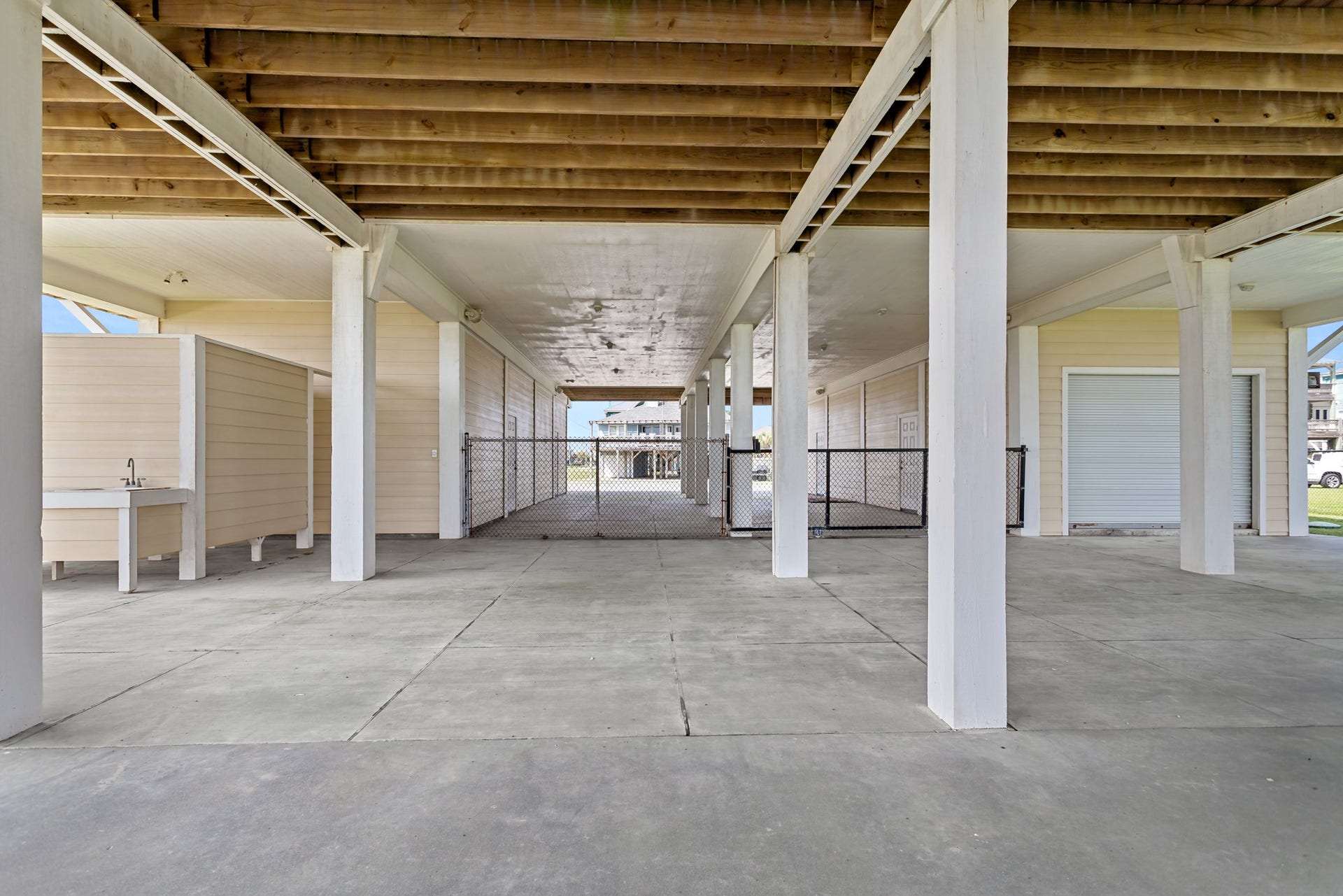 2130 Gulf, Crystal Beach, TX 77650 2130 Gulf, Crystal Beach, TX 77650