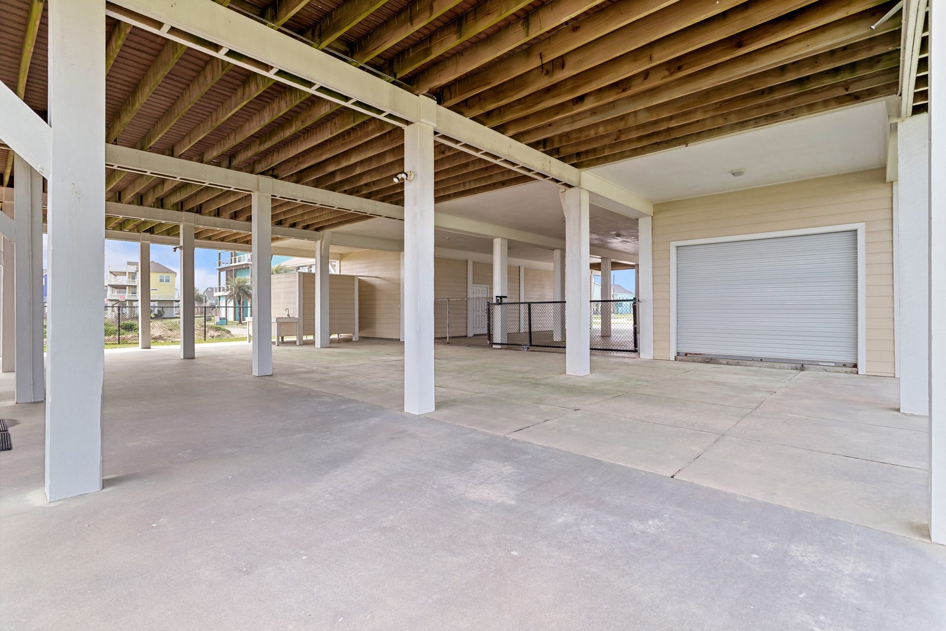 2130 Gulf, Crystal Beach, TX 77650 2130 Gulf, Crystal Beach, TX 77650