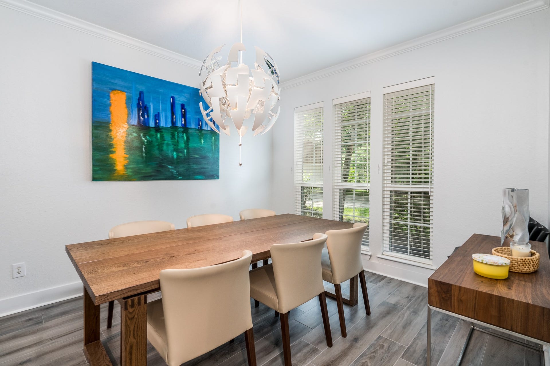 11 Dahlia Trail Place, The Woodlands, TX 77382 Dinner room