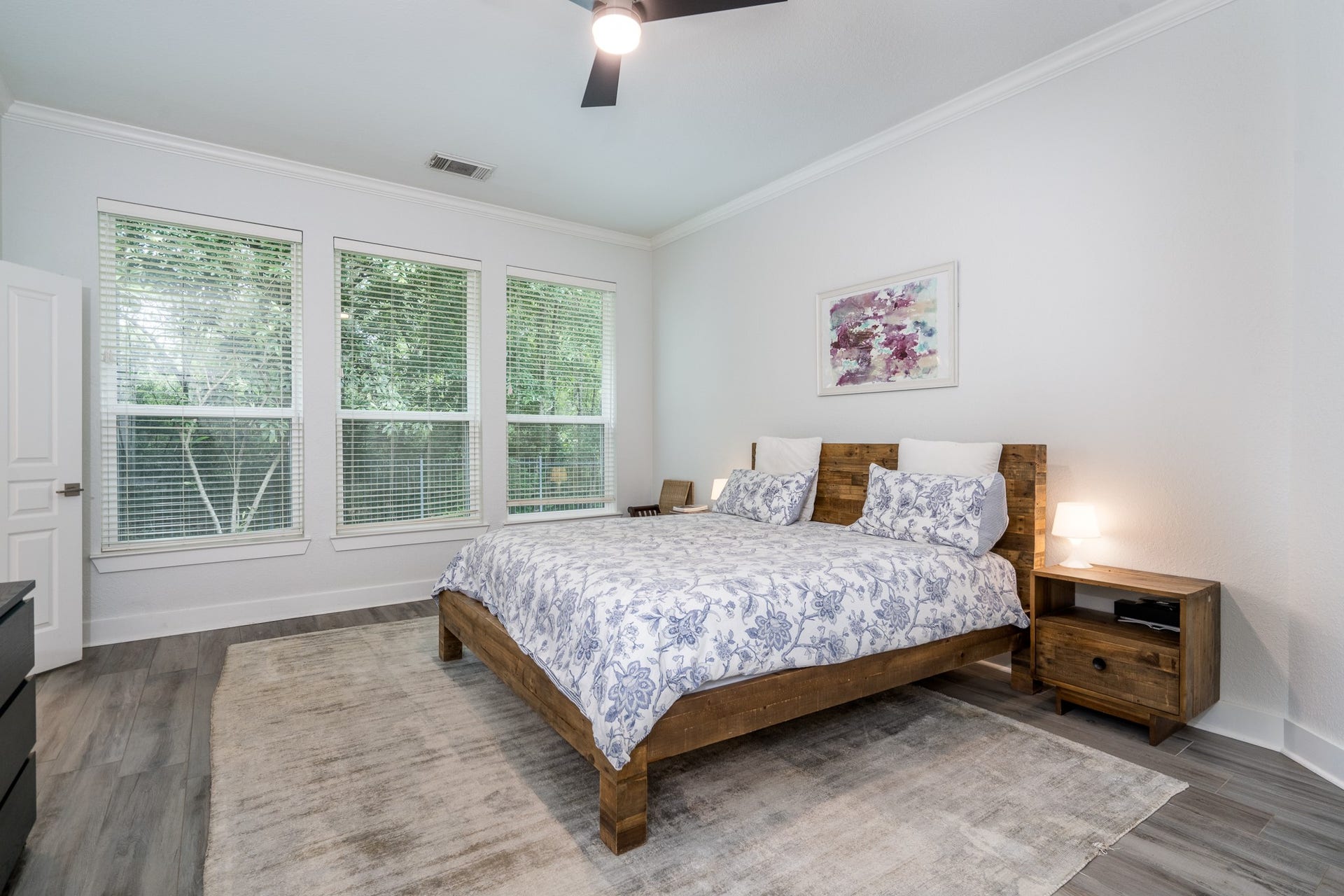 11 Dahlia Trail Place, The Woodlands, TX 77382 Main Bedroom View