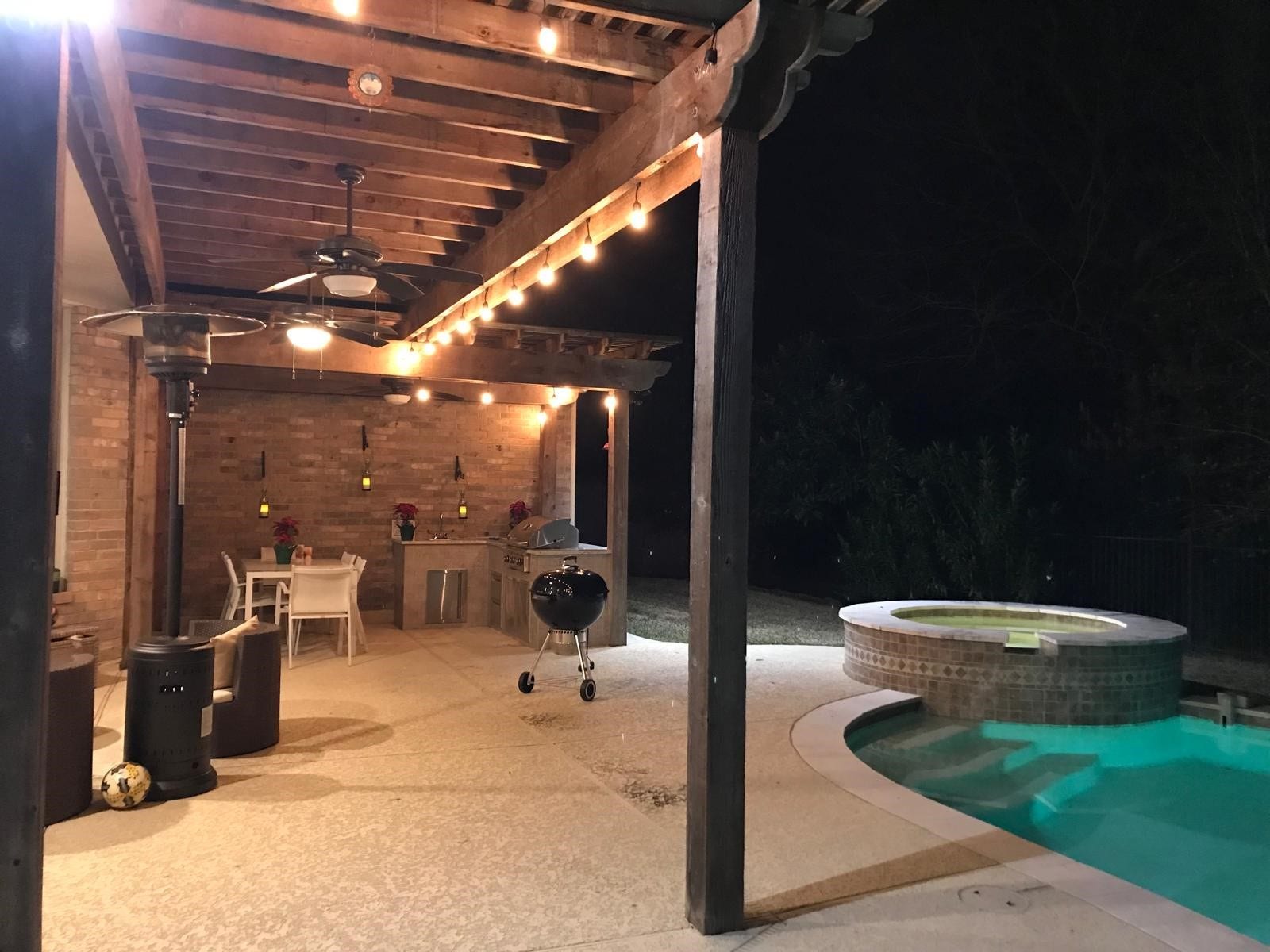 11 Dahlia Trail Place, The Woodlands, TX 77382 cover patio 1