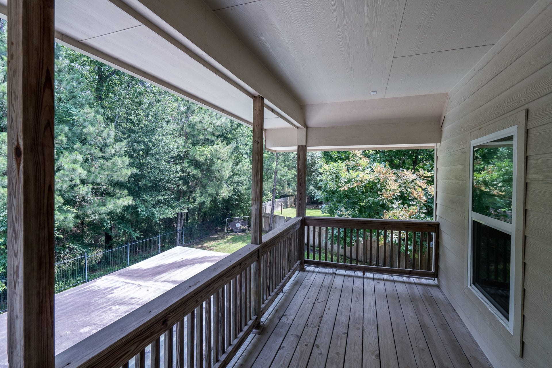 11 Dahlia Trail Place, The Woodlands, TX 77382 Balcony