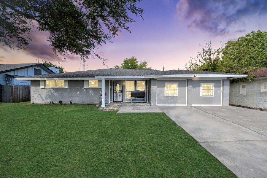 Property photo for 9422 Pipestone Street, Houston, TX