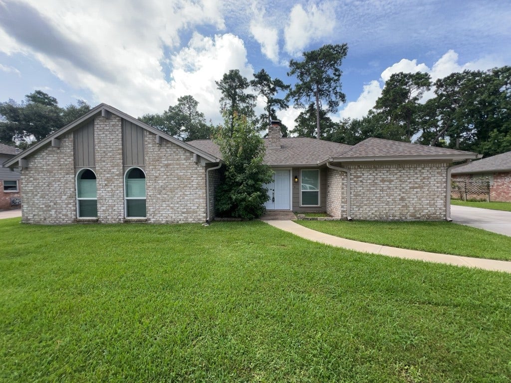 27226 Pyeatt Lane, Conroe, TX 77385 27226 Pyeatt Lane, Conroe, TX 77385
