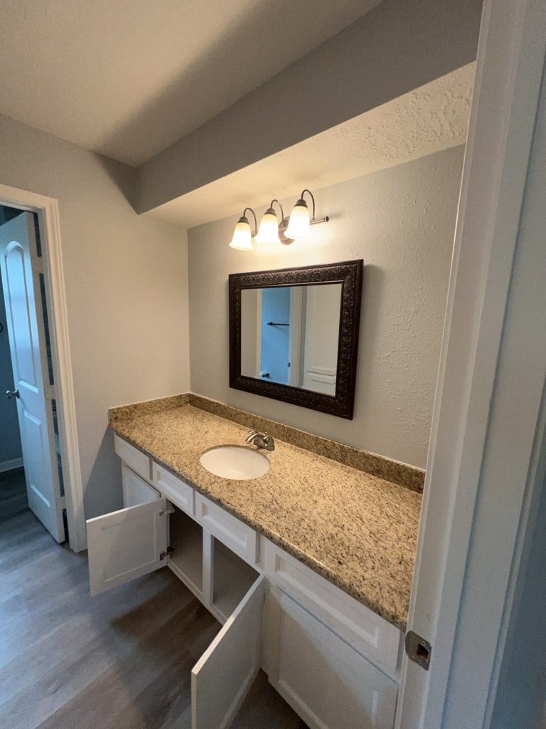 27226 Pyeatt Lane, Conroe, TX 77385 27226 Pyeatt Lane, Conroe, TX 77385
