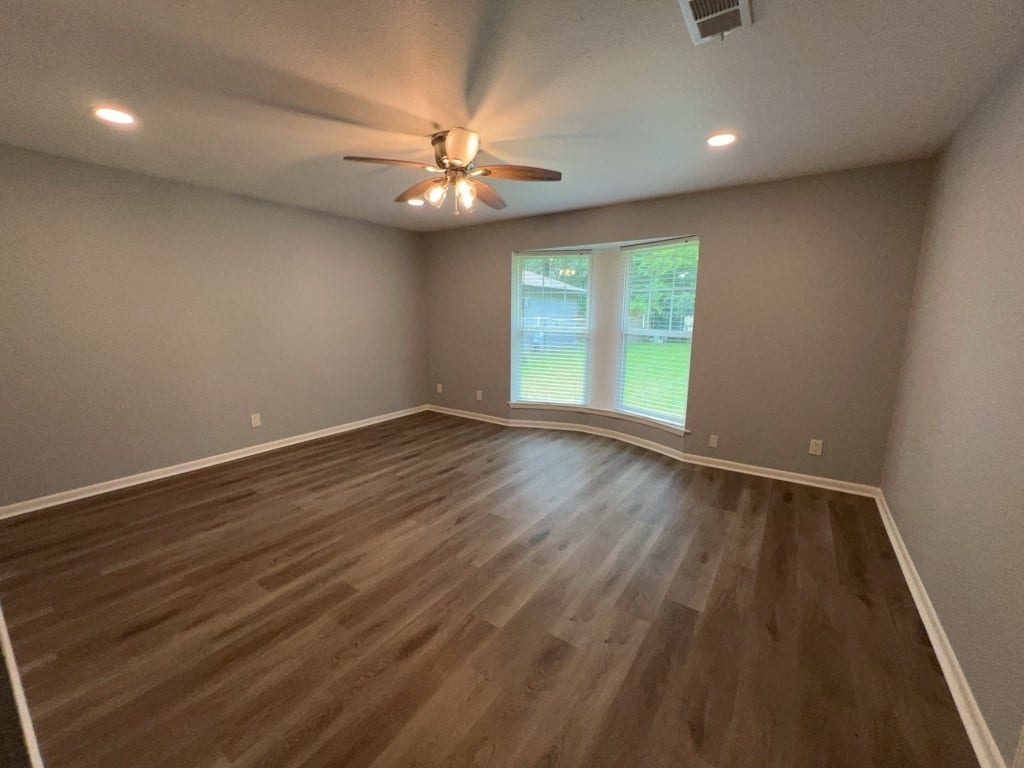 27226 Pyeatt Lane, Conroe, TX 77385 27226 Pyeatt Lane, Conroe, TX 77385