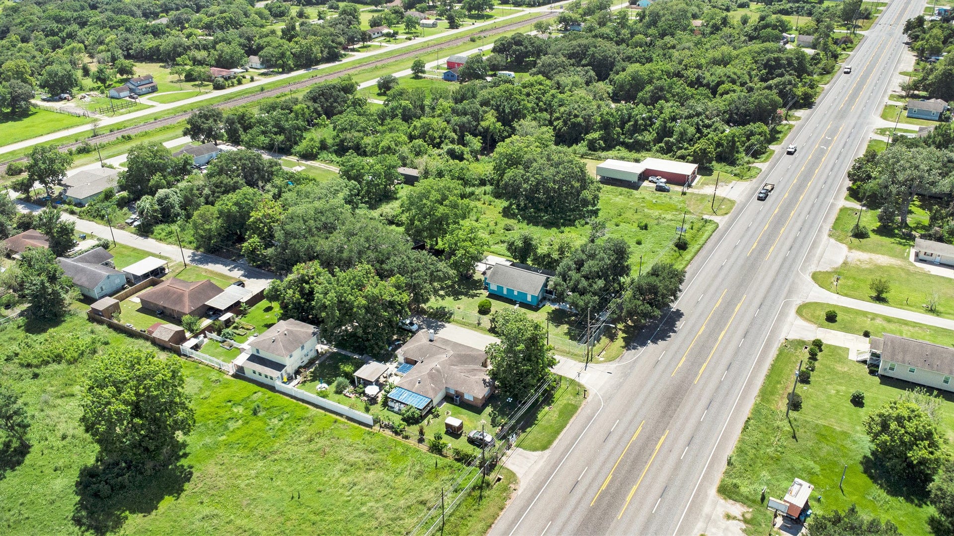 6503 Sharon Lane, Hitchcock, TX 77563 6503 Sharon Lane, Hitchcock, TX 77563