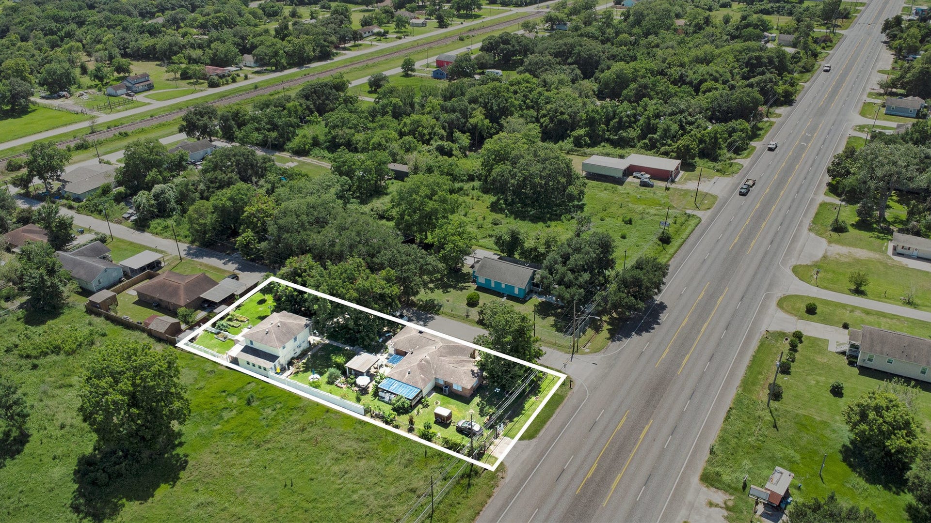 6503 Sharon Lane, Hitchcock, TX 77563 6503 Sharon Lane, Hitchcock, TX 77563