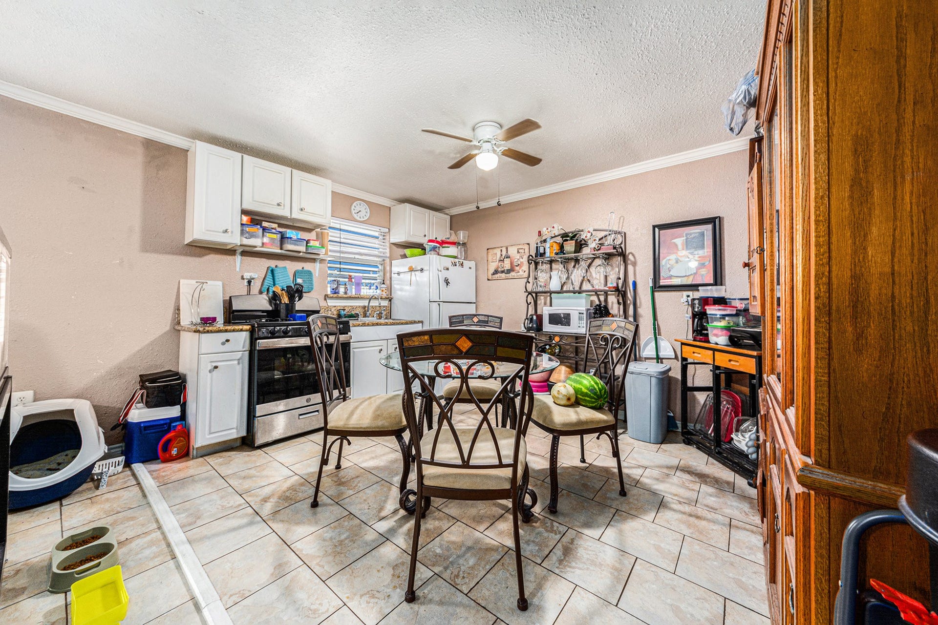 6503 Sharon Lane, Hitchcock, TX 77563 6503 Sharon Lane, Hitchcock, TX 77563