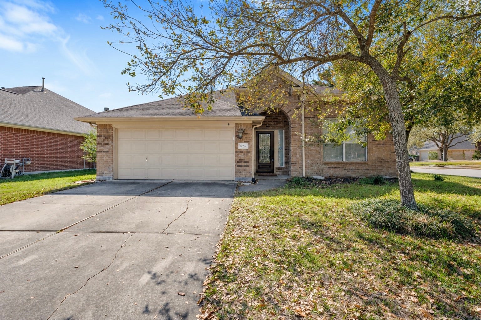 12902 Cascadia Knoll Court, Humble, TX 77346 Welcome to 12902 Cascadia Knoll Ct located in the highly desirable community of Eagle Springs!