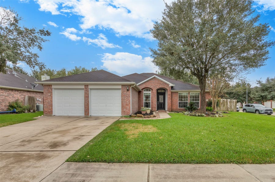 Property photo for 6806 Misty Morning Trace, Richmond, TX