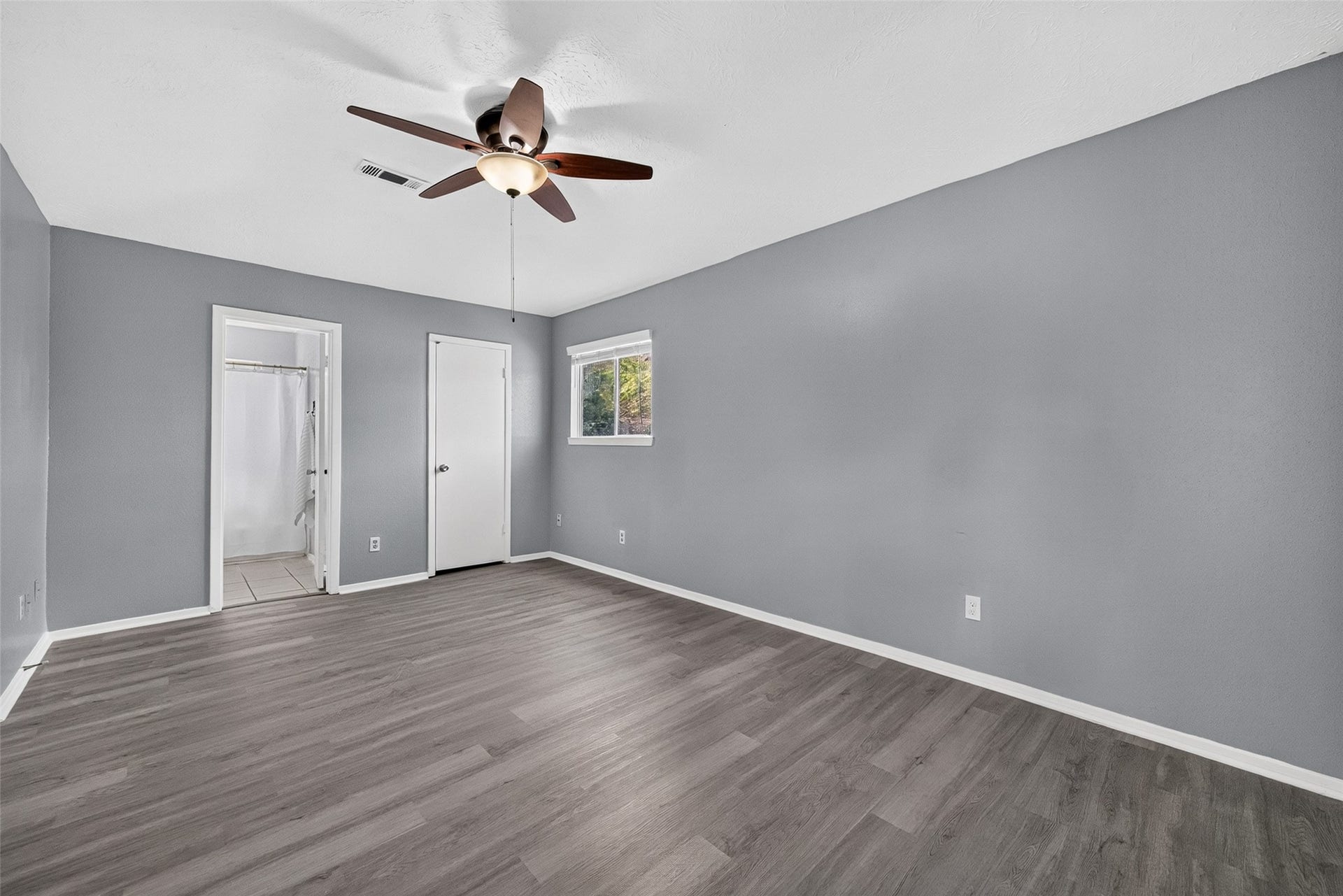 6013 Leafwood Circle, League City, TX 77573 6013 Leafwood Circle, League City, TX 77573