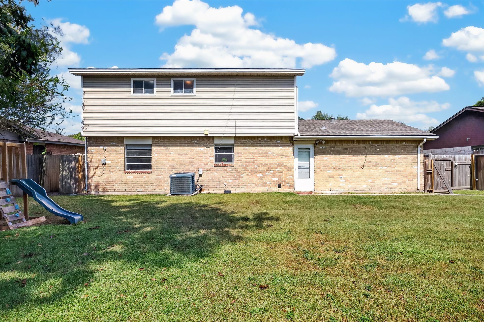 6013 Leafwood Circle, League City, TX 77573 6013 Leafwood Circle, League City, TX 77573