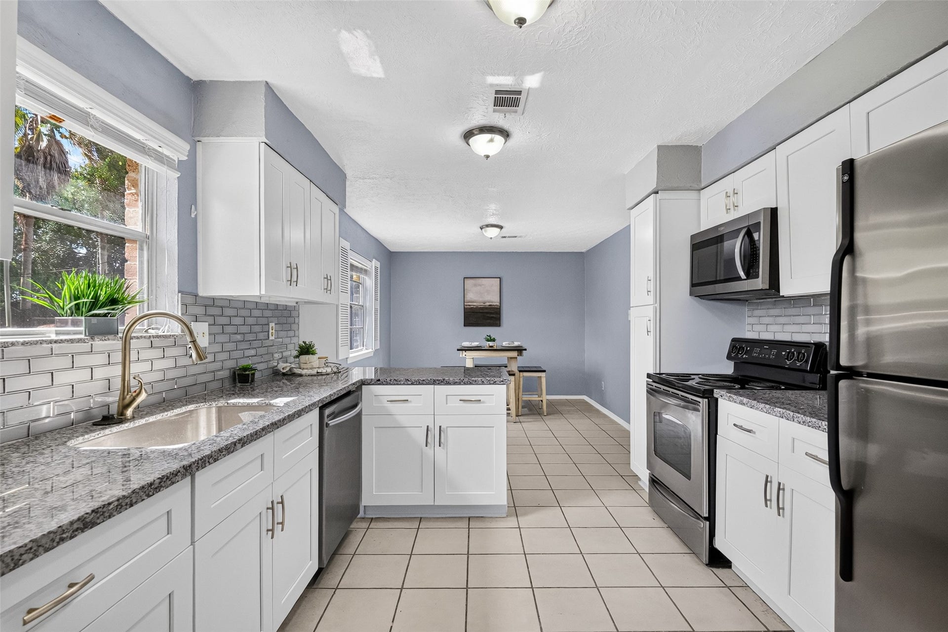 6013 Leafwood Circle, League City, TX 77573 6013 Leafwood Circle, League City, TX 77573