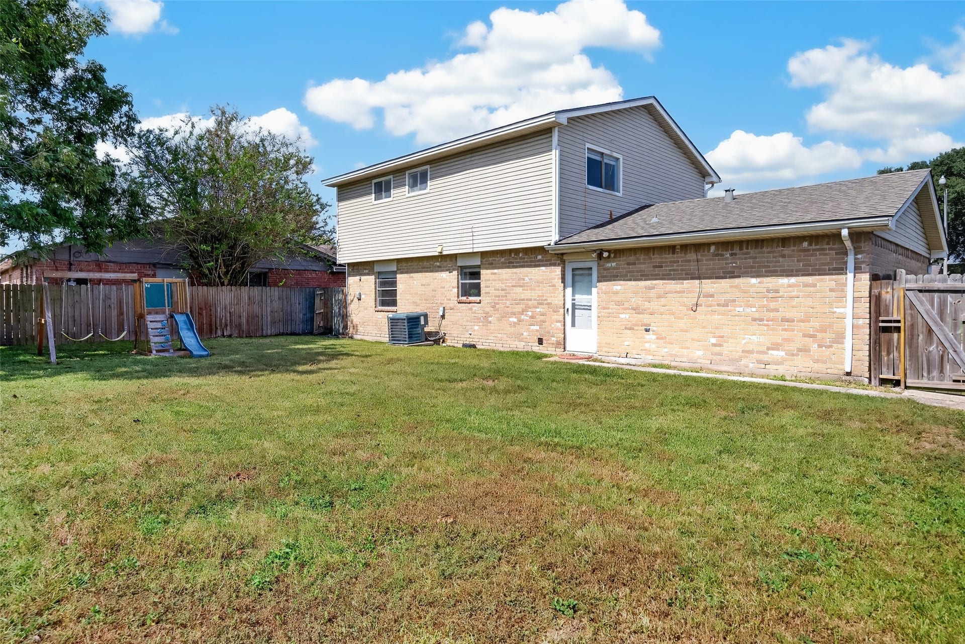 6013 Leafwood Circle, League City, TX 77573 6013 Leafwood Circle, League City, TX 77573