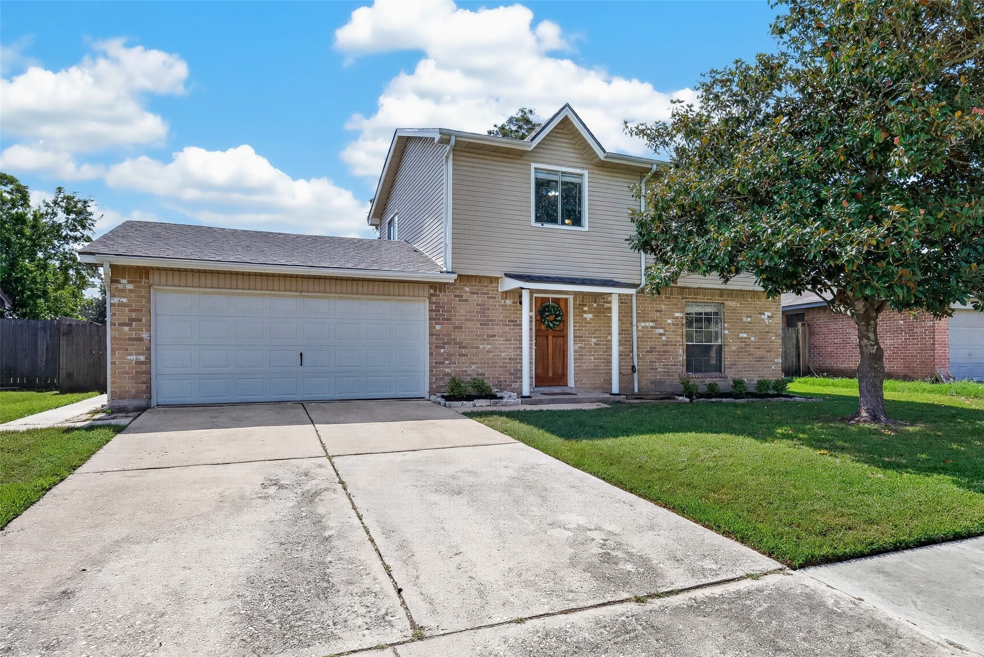 6013 Leafwood Circle, League City, TX 77573 6013 Leafwood Circle, League City, TX 77573