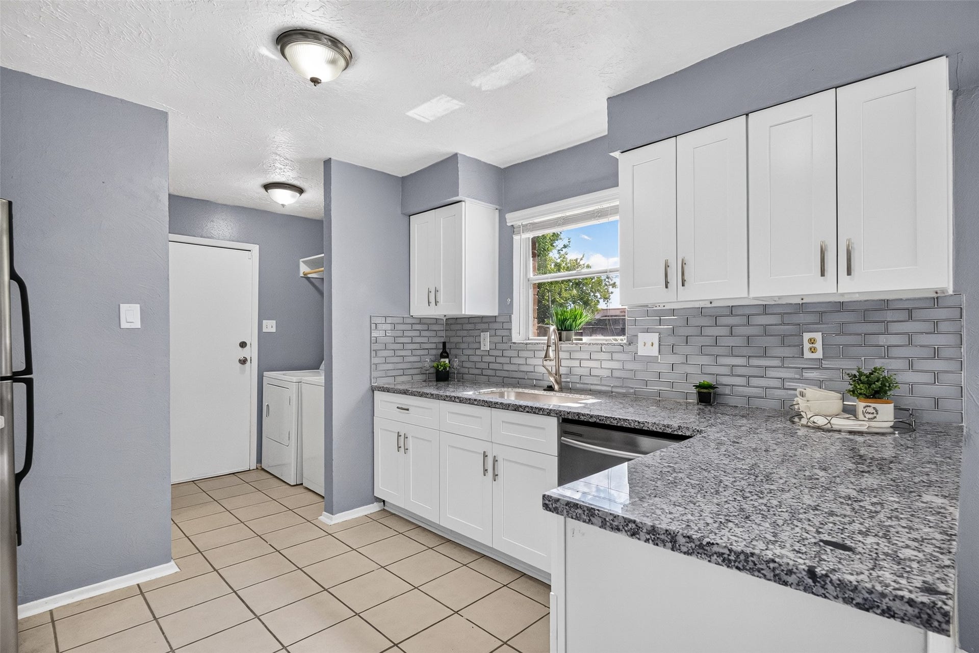 6013 Leafwood Circle, League City, TX 77573 6013 Leafwood Circle, League City, TX 77573