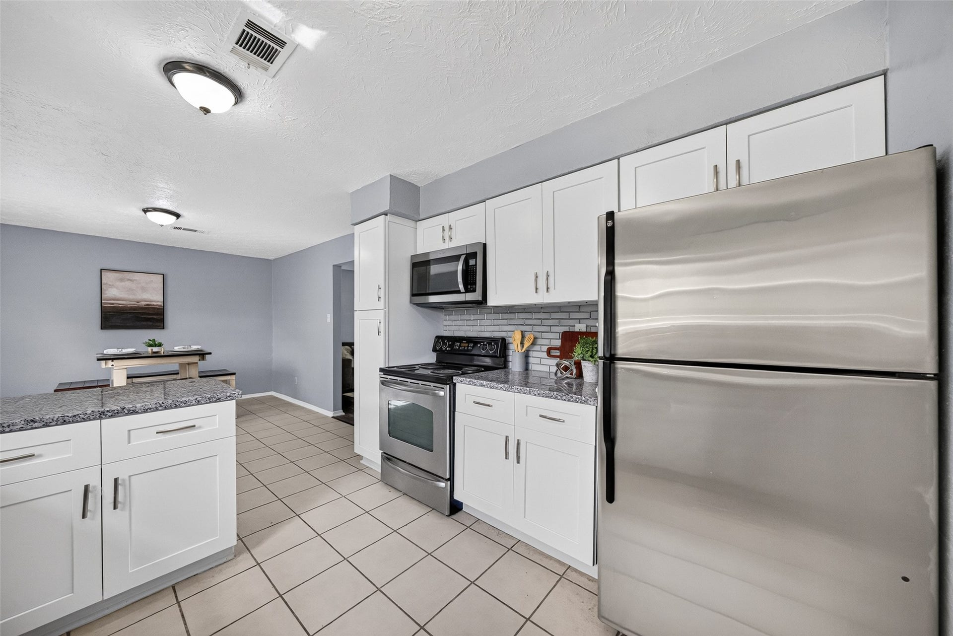 6013 Leafwood Circle, League City, TX 77573 6013 Leafwood Circle, League City, TX 77573