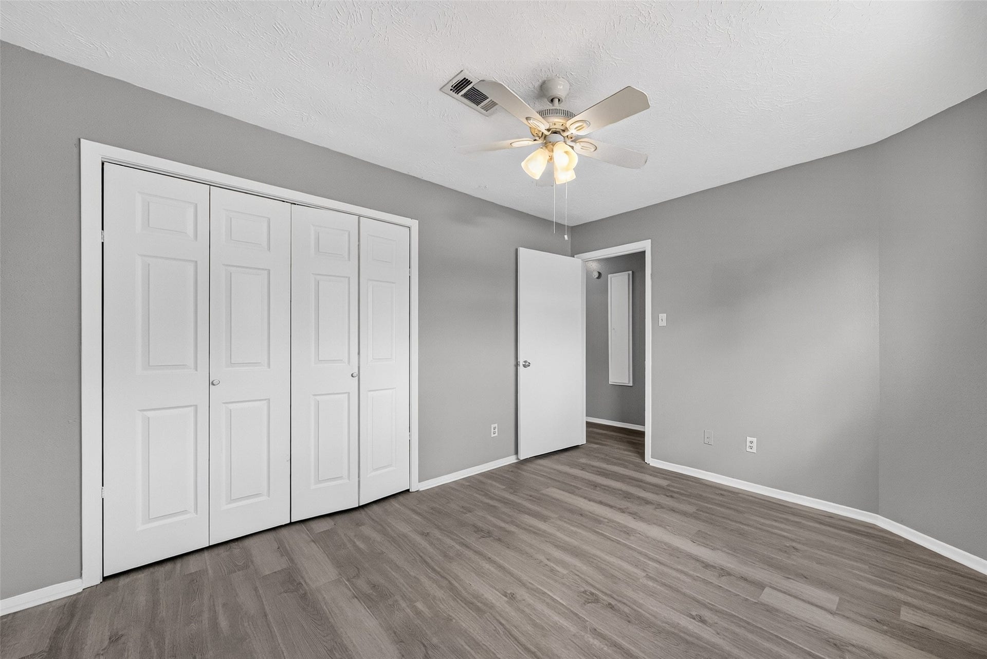 6013 Leafwood Circle, League City, TX 77573 6013 Leafwood Circle, League City, TX 77573