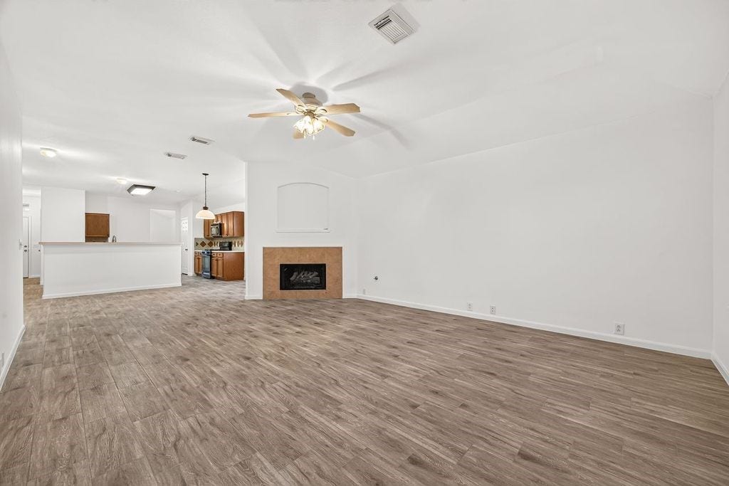 Spacious family room