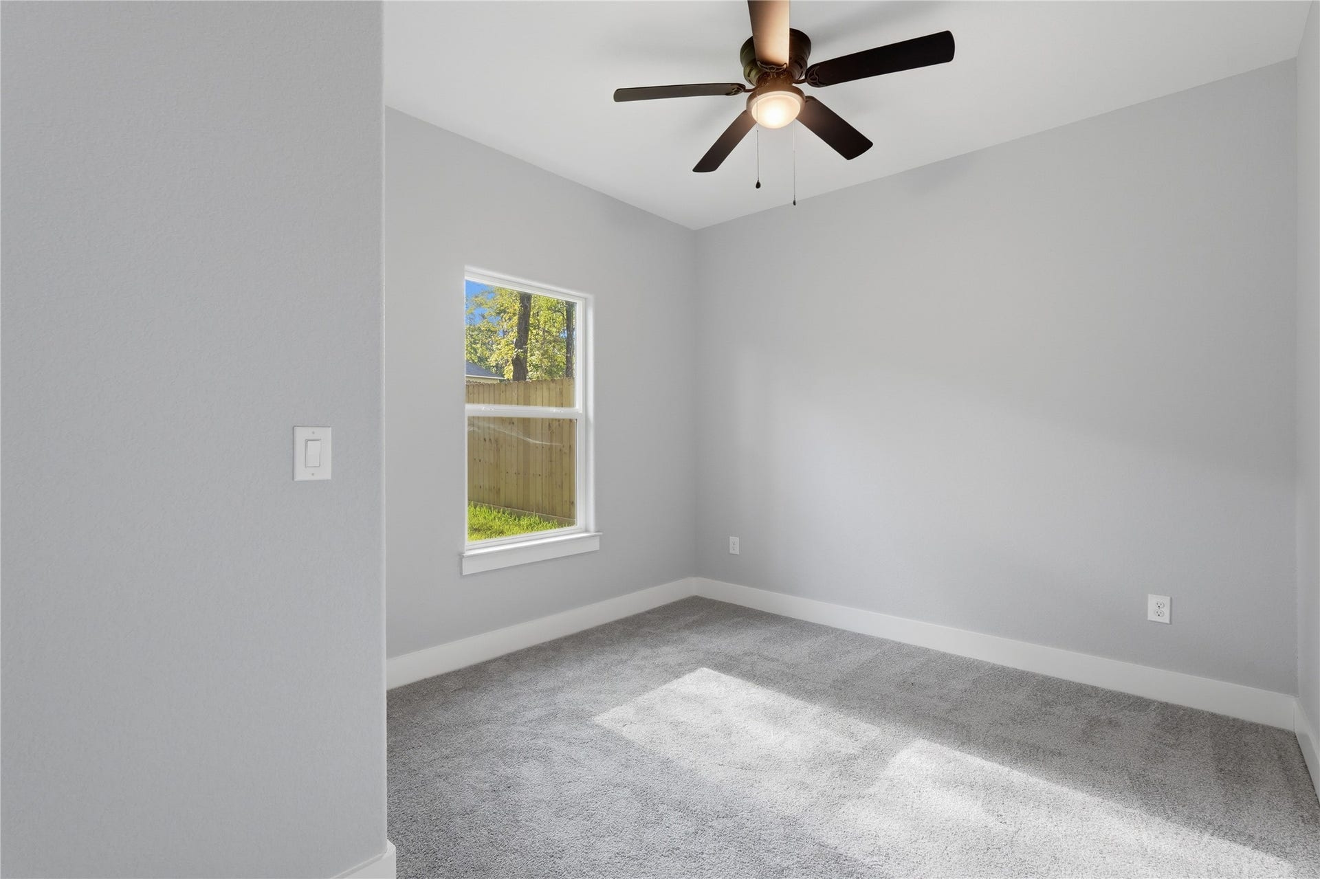 18434 Fannin Road, Willis, TX 77378 18434 Fannin Road, Willis, TX 77378