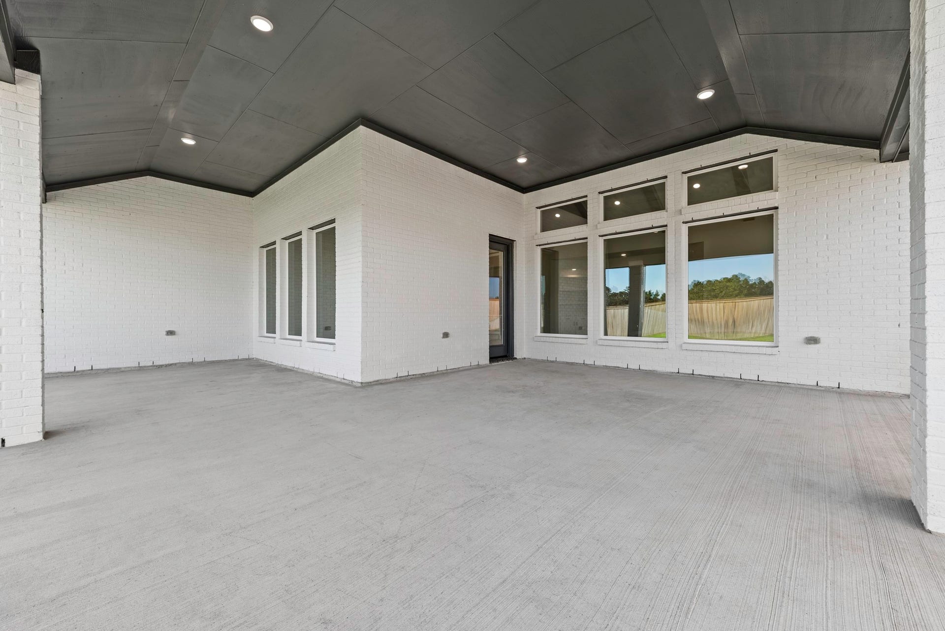 26933 South Ranch House Road, Montgomery, TX 77316 26933 South Ranch House Road, Montgomery, TX 77316