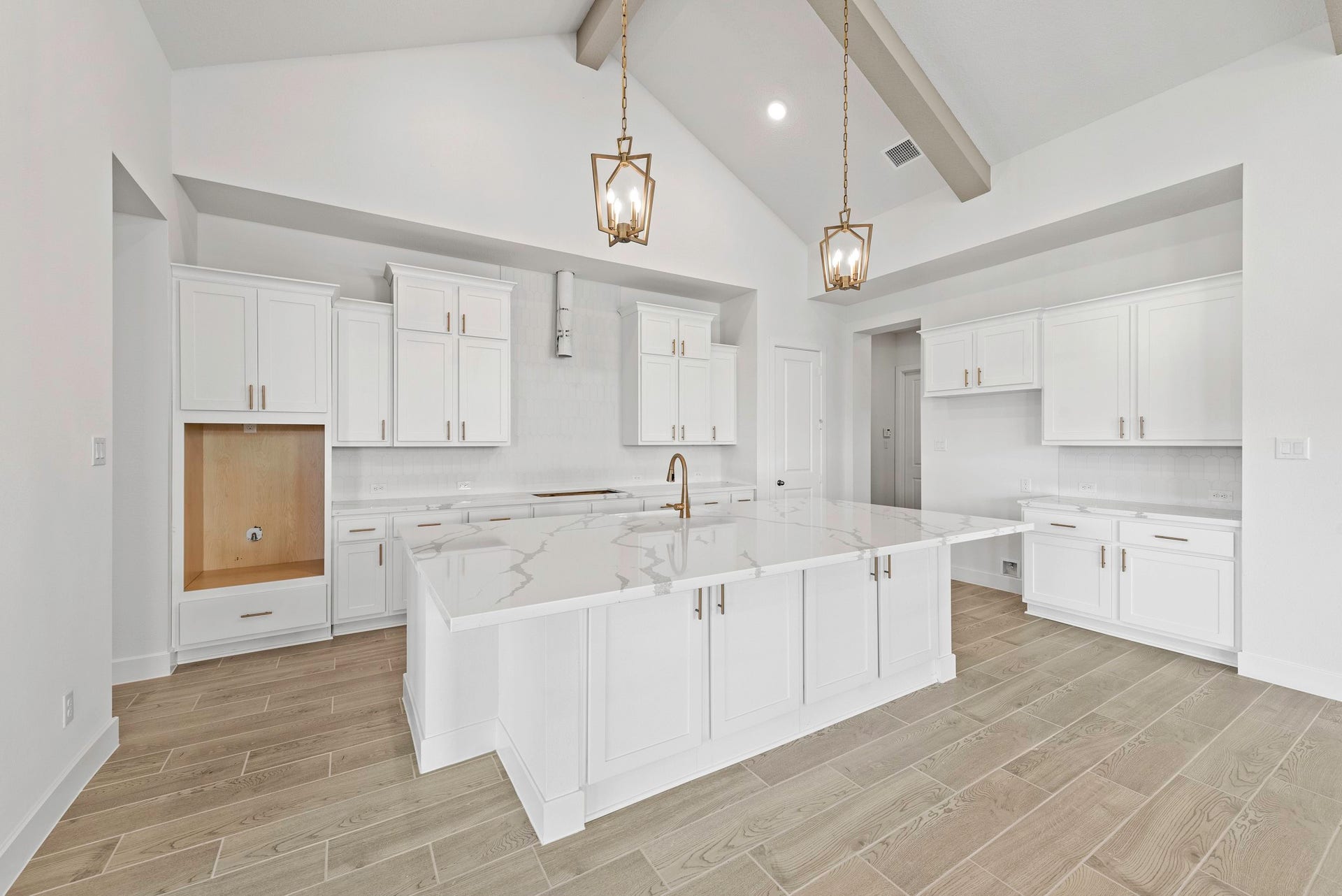 26933 South Ranch House Road, Montgomery, TX 77316 26933 South Ranch House Road, Montgomery, TX 77316