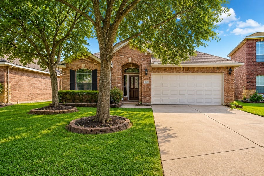 Property photo for 17819 Serene Shore Drive, Cypress, TX