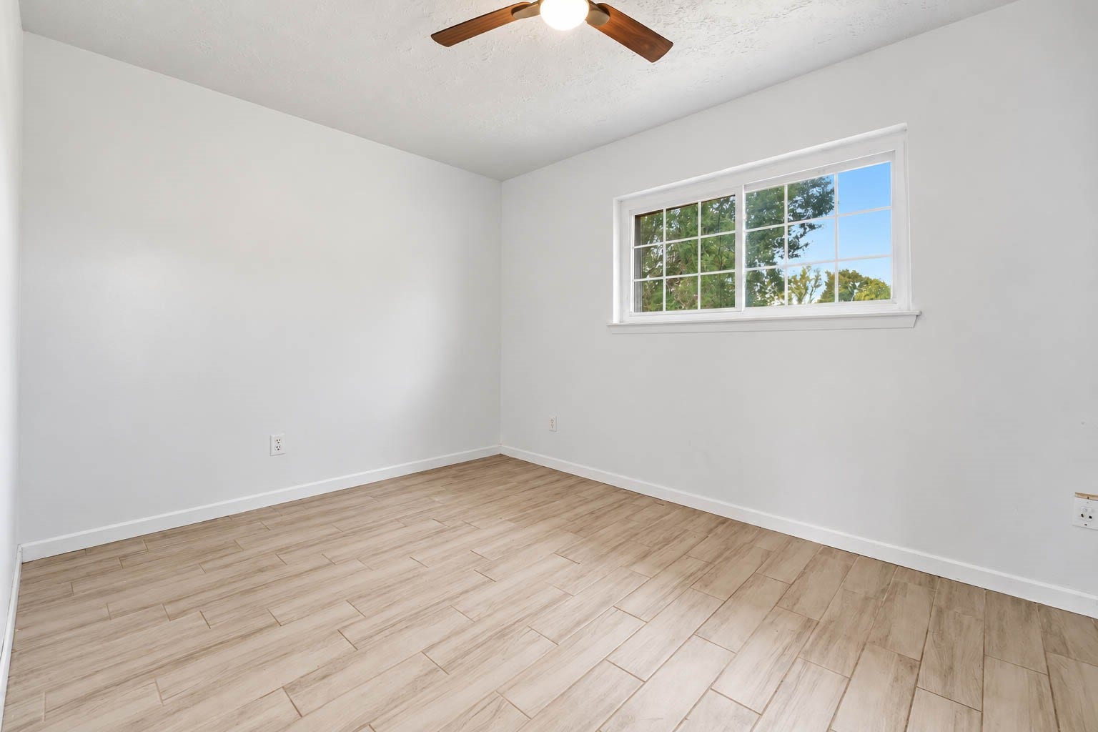 4930 Ridgestone Street, Houston, TX 77053 4930 Ridgestone Street, Houston, TX 77053