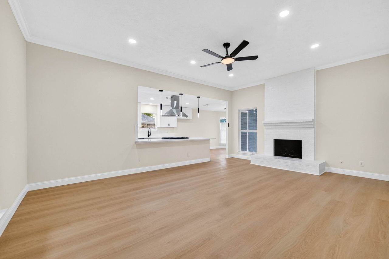 6034 Bee Hive Drive, Pasadena, TX 77505 6034 Bee Hive Drive, Pasadena, TX 77505