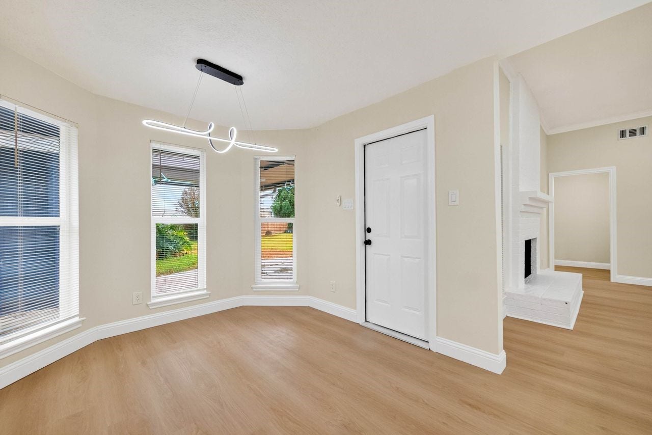 6034 Bee Hive Drive, Pasadena, TX 77505 6034 Bee Hive Drive, Pasadena, TX 77505