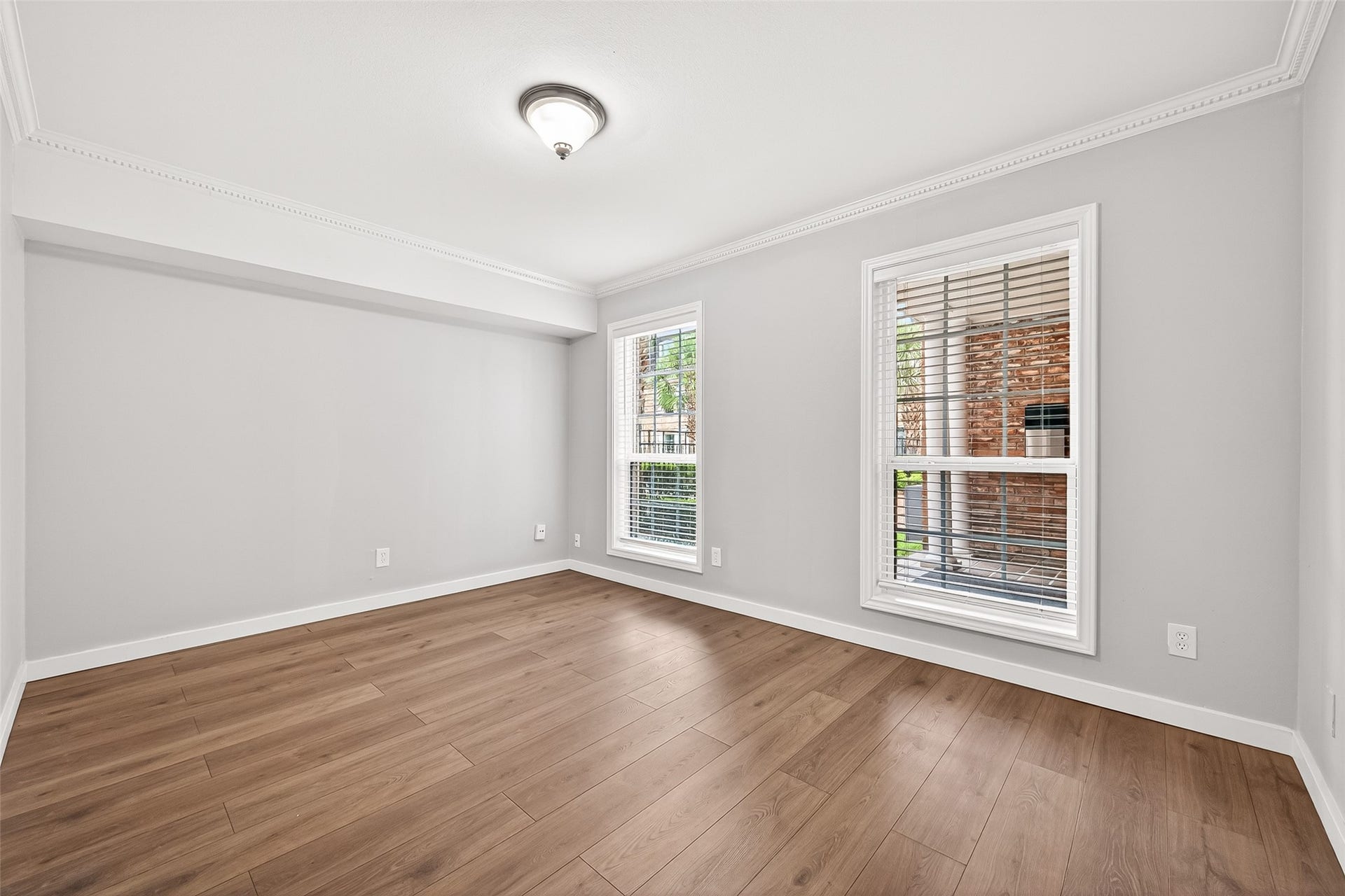 359 N Post Oak Lane, #127, Houston, TX 77024 Large Secondary Bedroom Is Perfect For Your Guests