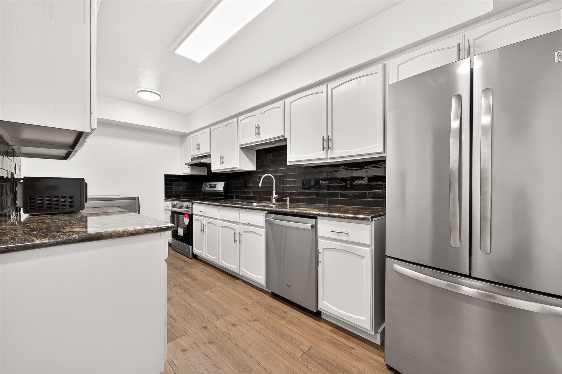 359 N Post Oak Lane, #127, Houston, TX 77024 359 N Post Oak Lane, #127, Houston, TX 77024