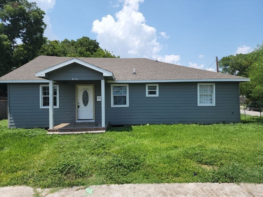 Property photo for 1907 Chew Street, Houston, TX