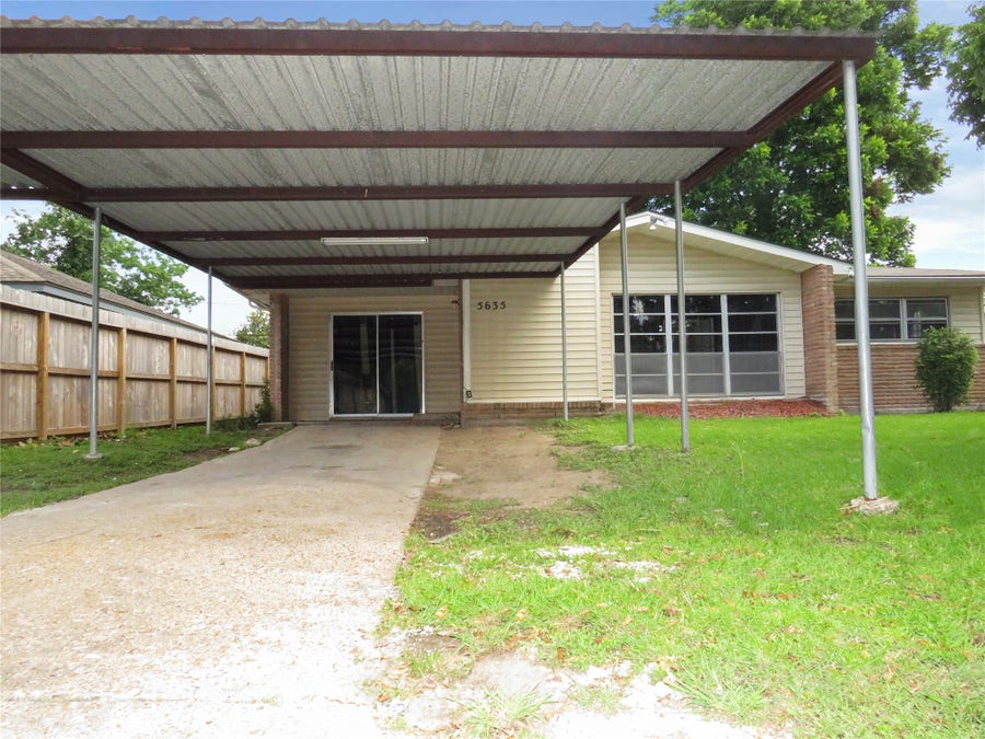 Property photo for 5635 Ashburn Street, Houston, TX