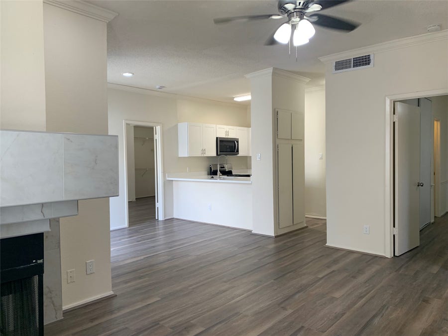 Property photo for 2710 Grants Lake Boulevard, #B4, Sugar Land, TX
