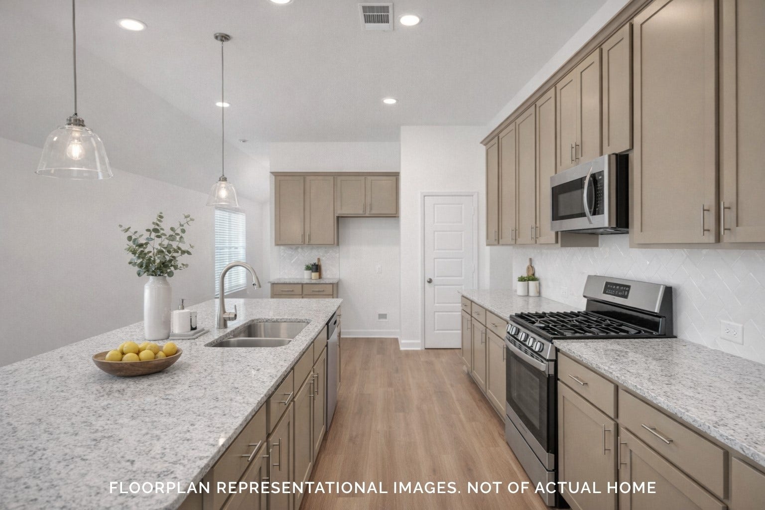 1021 Garnet Star Drive, La Marque, TX 77568 1021 Garnet Star Drive, La Marque, TX 77568