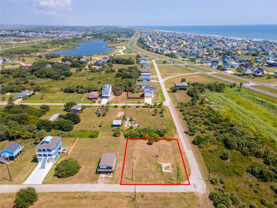 Property photo for 3925 El Lago Street, Galveston, TX