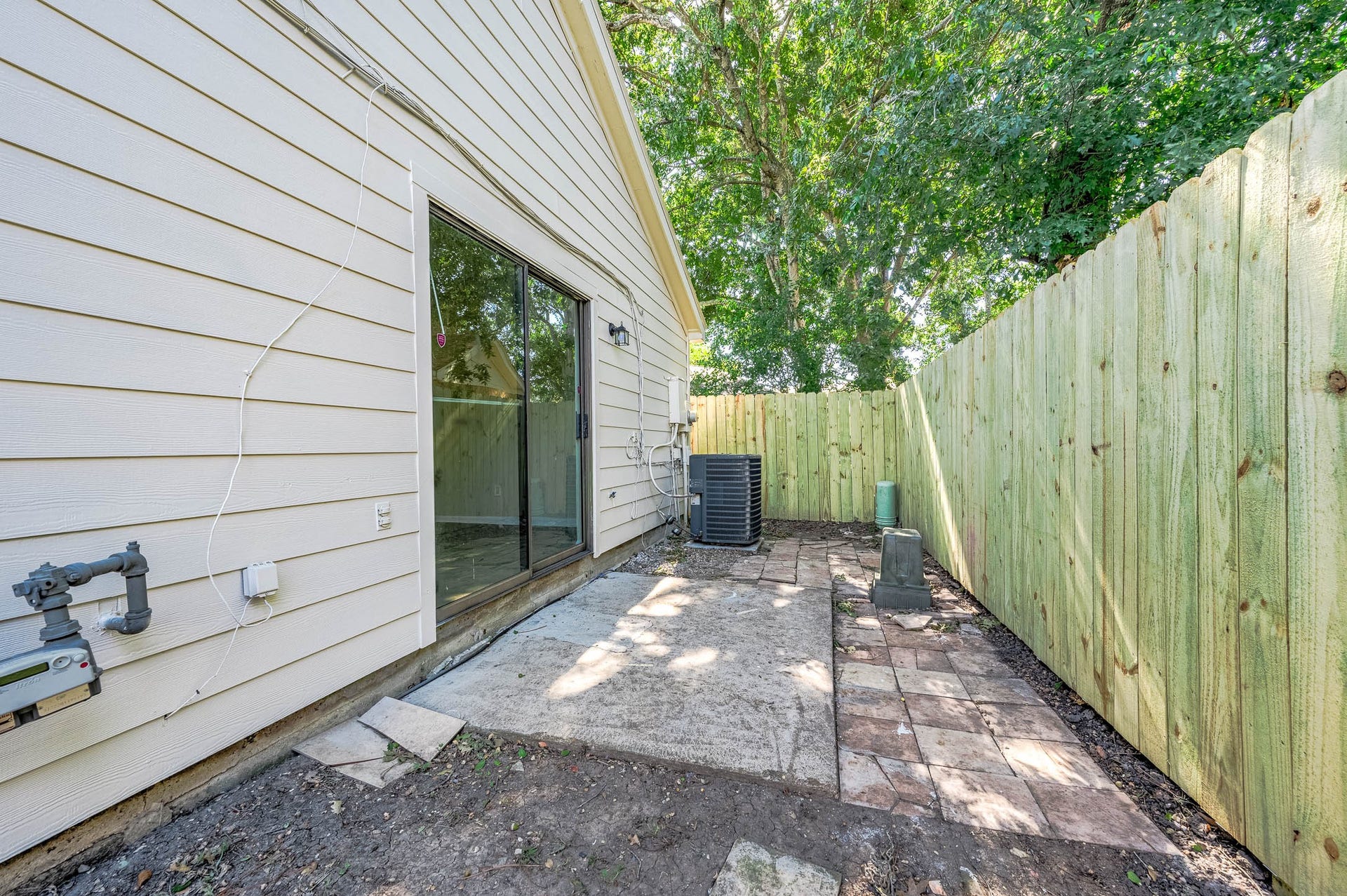 538 Shady Dale Drive, Stafford, TX 77477 538 Shady Dale Drive, Stafford, TX 77477