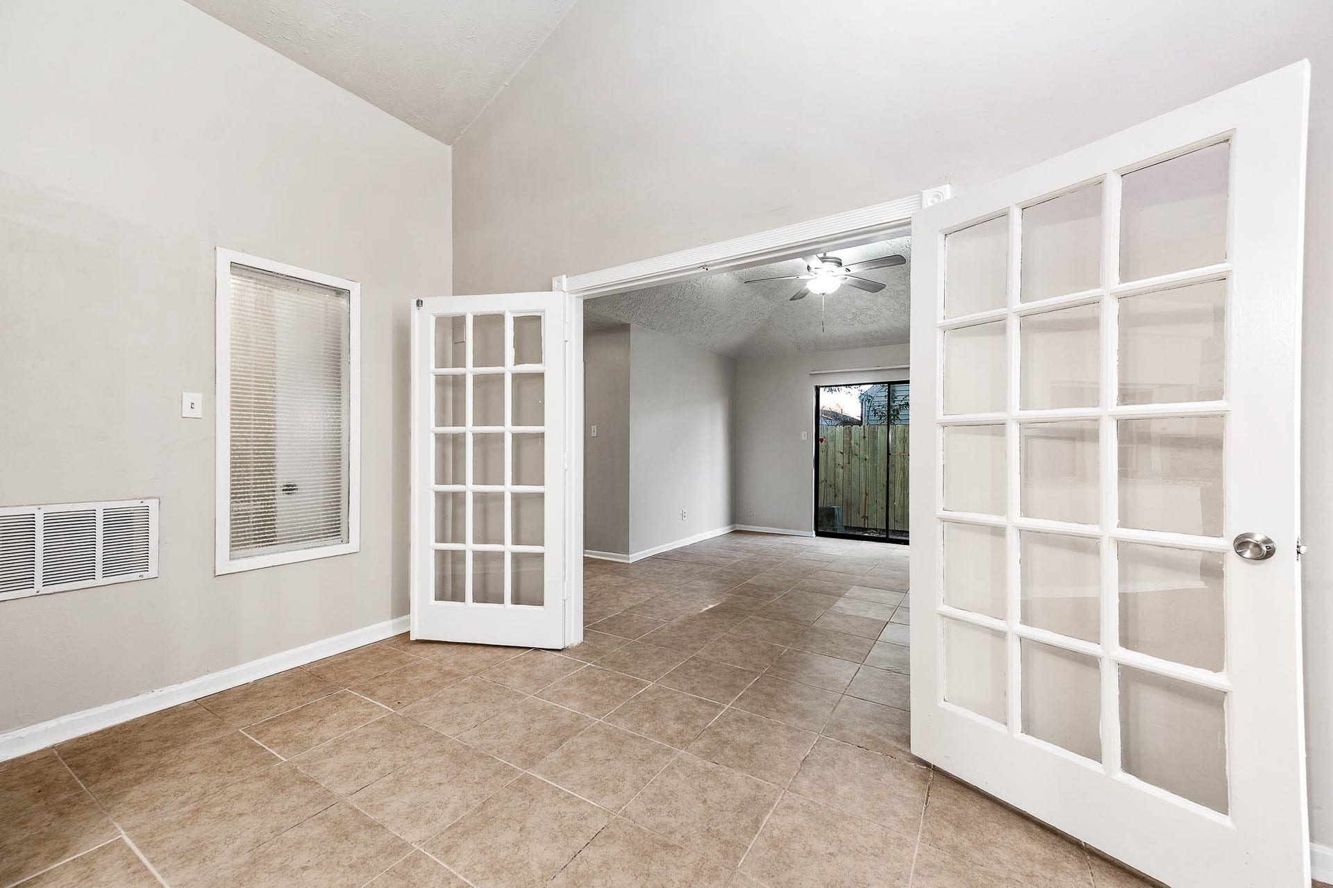 538 Shady Dale Drive, Stafford, TX 77477 538 Shady Dale Drive, Stafford, TX 77477