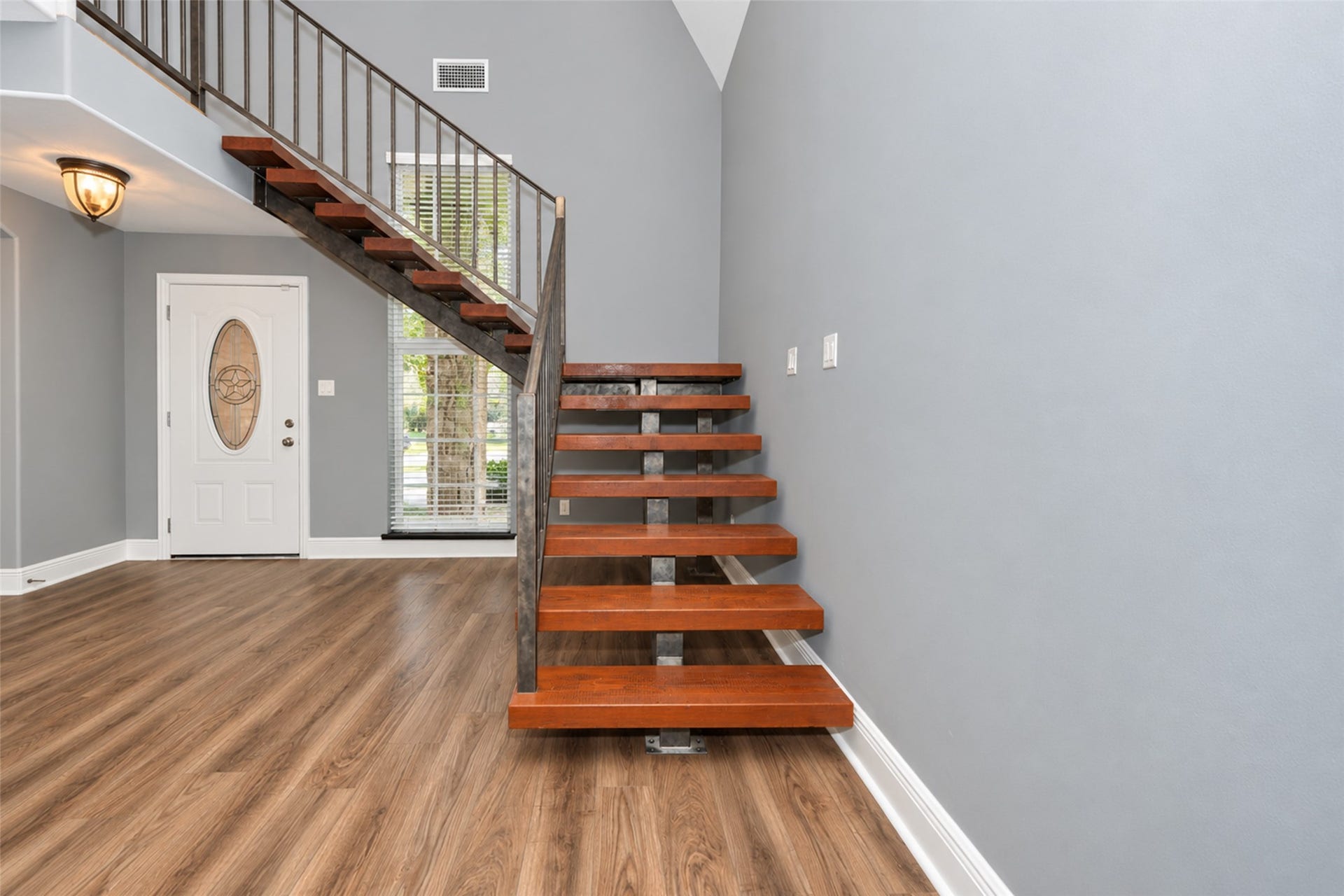 5342 Pine Cliff Drive, Houston, TX 77084 5342 Pine Cliff Drive, Houston, TX 77084