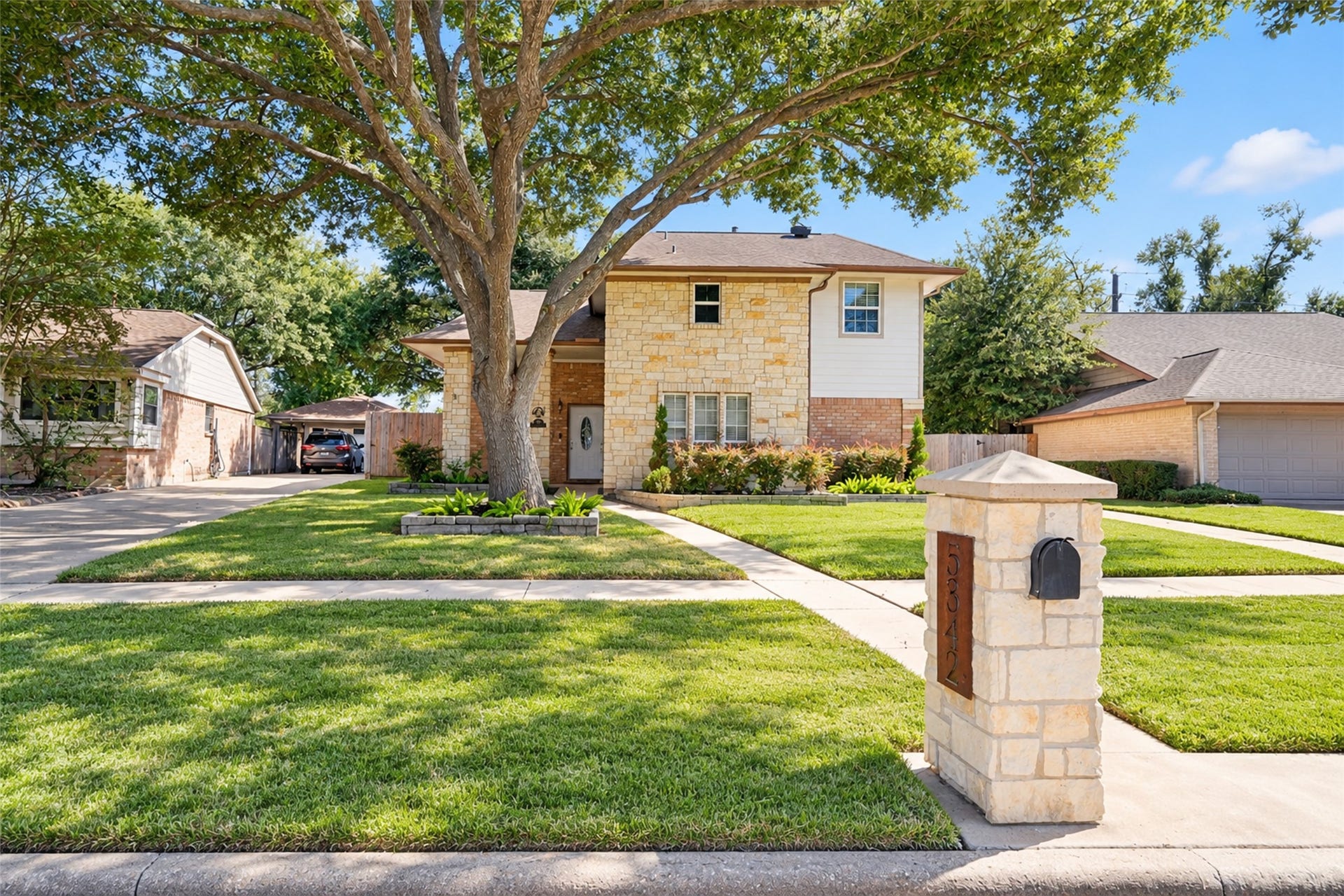 5342 Pine Cliff Drive, Houston, TX 77084 5342 Pine Cliff Drive, Houston, TX 77084
