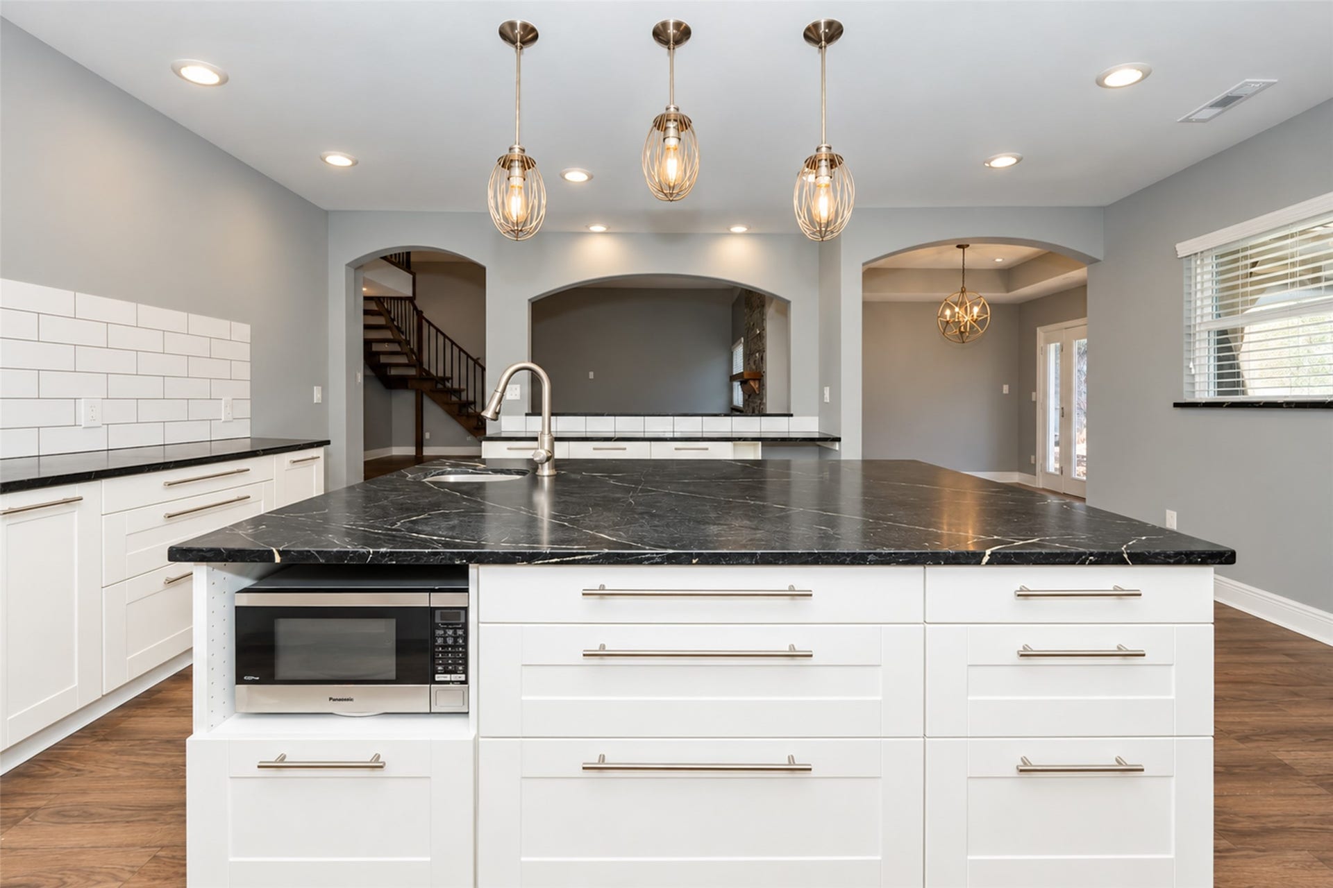 5342 Pine Cliff Drive, Houston, TX 77084 5342 Pine Cliff Drive, Houston, TX 77084