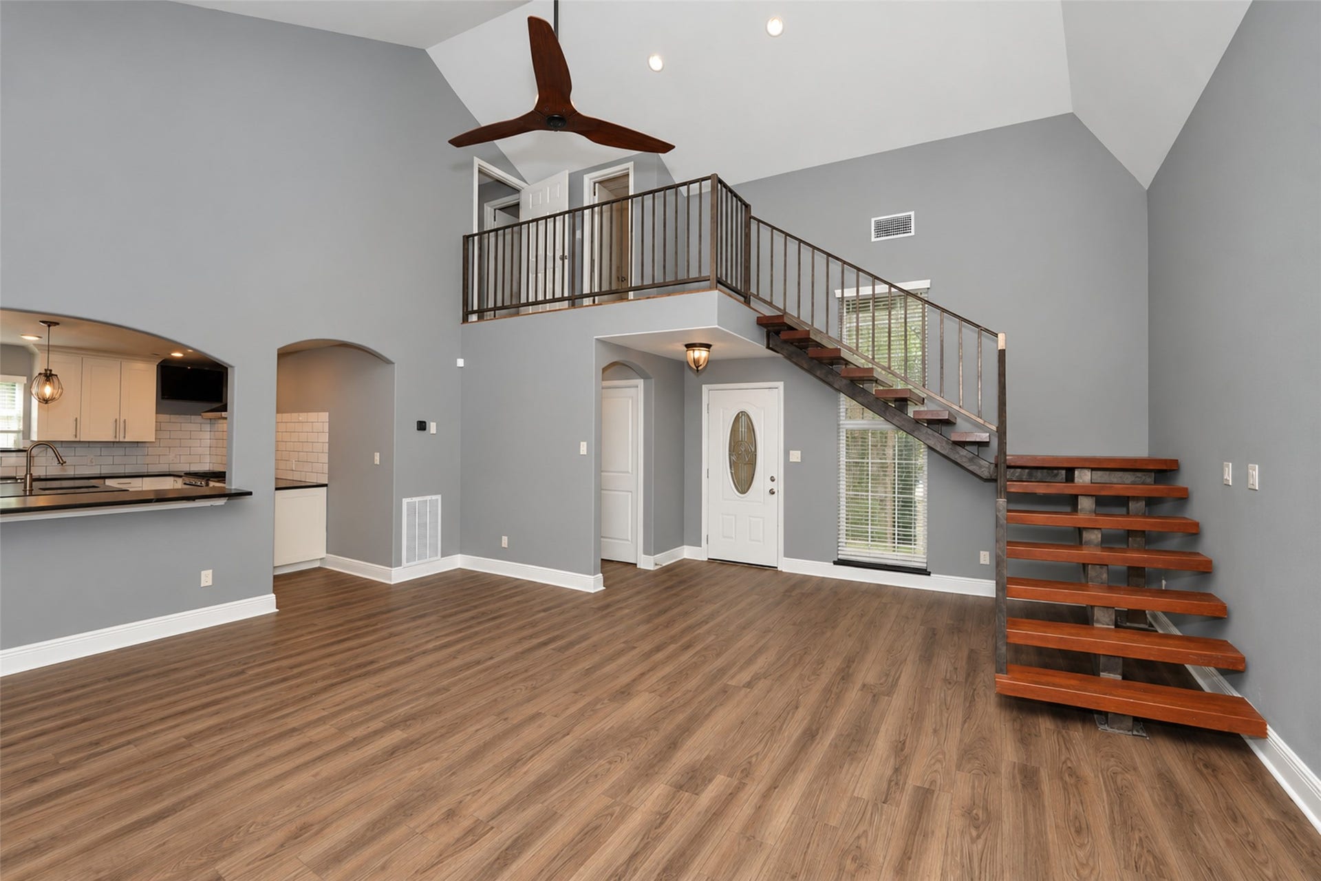 5342 Pine Cliff Drive, Houston, TX 77084 5342 Pine Cliff Drive, Houston, TX 77084