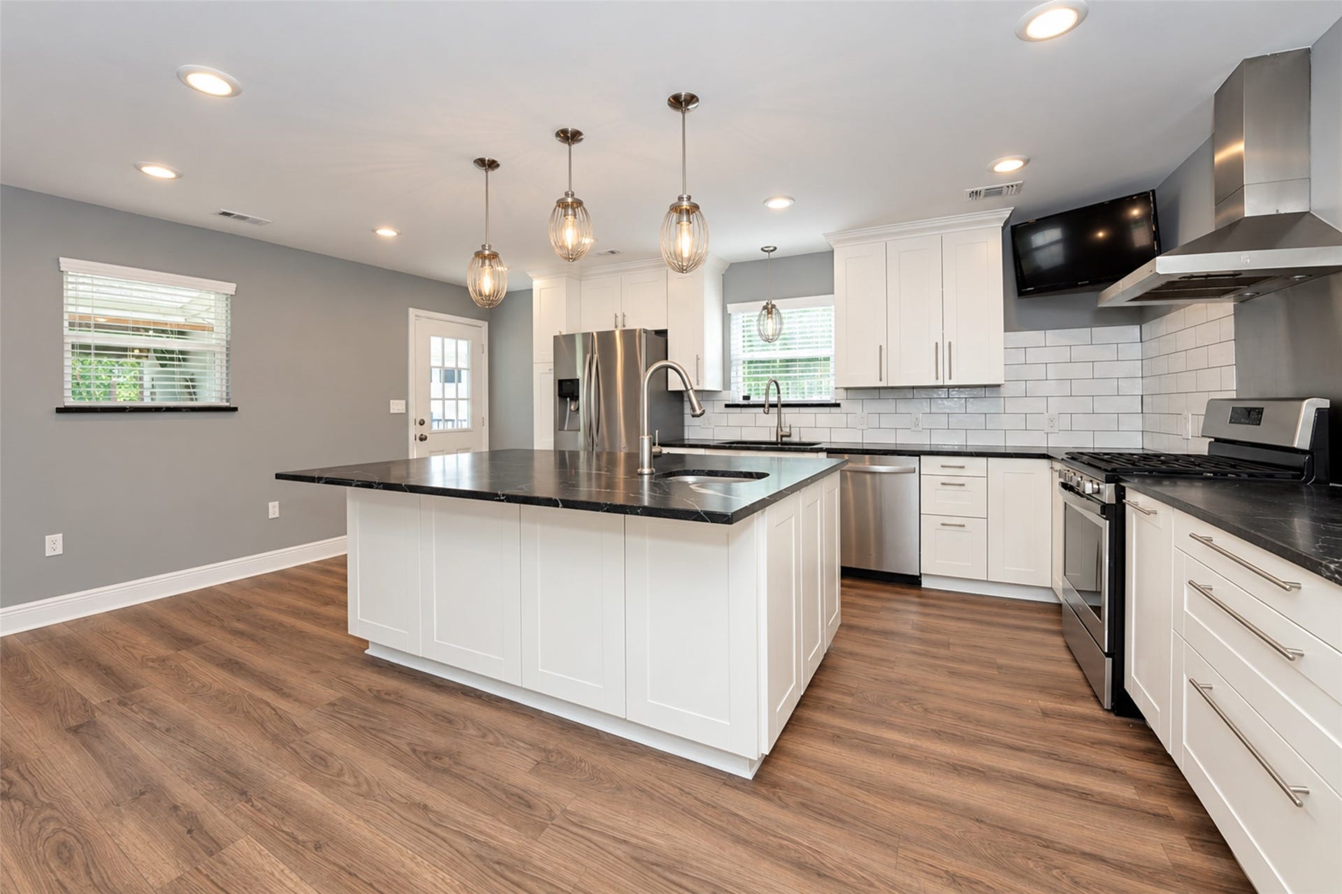 5342 Pine Cliff Drive, Houston, TX 77084 5342 Pine Cliff Drive, Houston, TX 77084